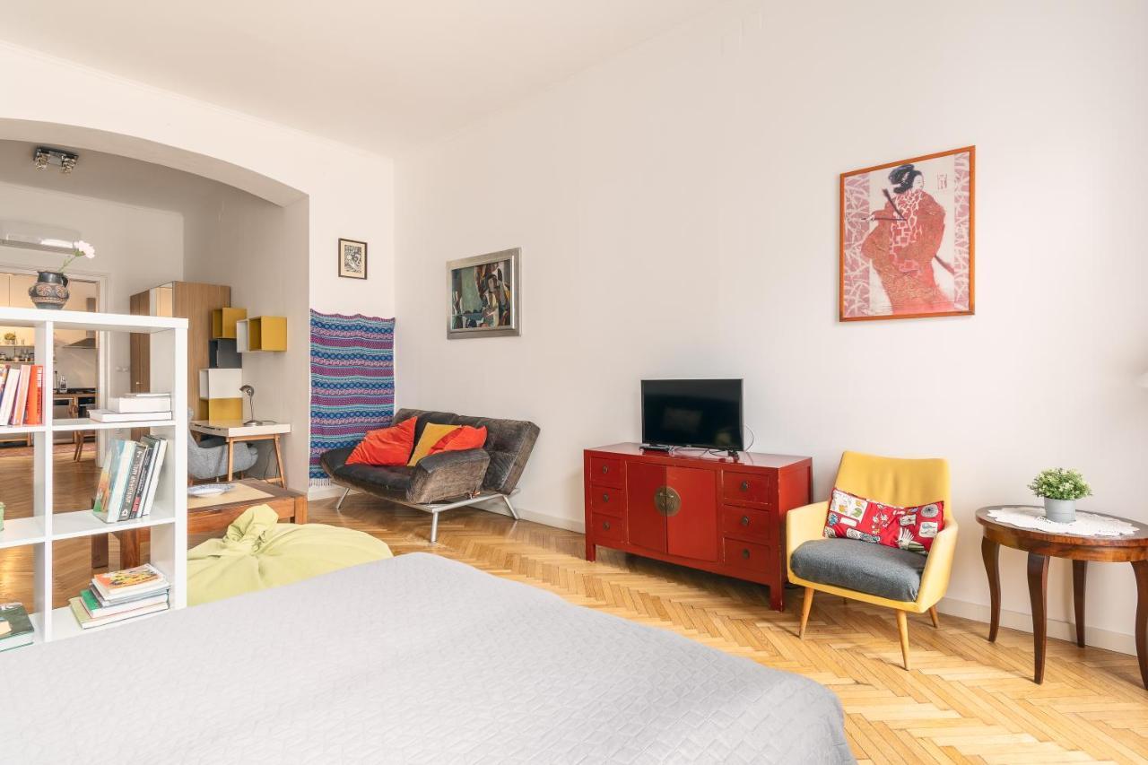 Bright & Spacious Loft With Basilica View Budapest Exterior photo